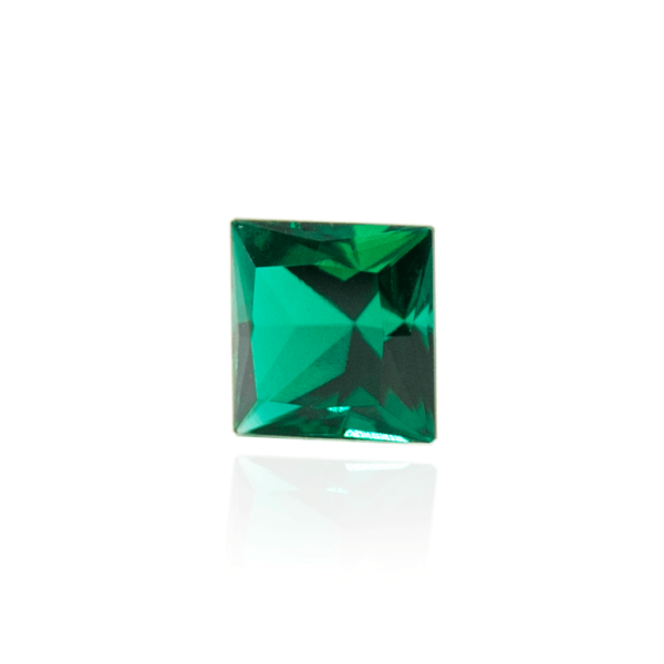 гидротермальный выращенный изумруд hydrothermal emerald замбийский изумруд огранка принцесса каре квадрат