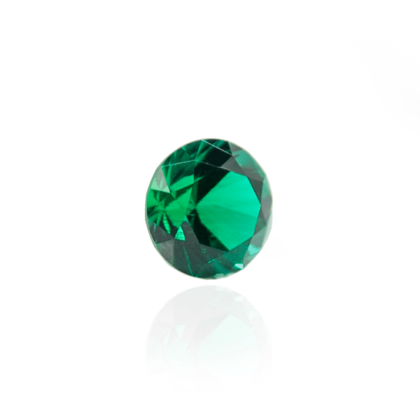гидротермальный выращенный изумруд hydrothermal emerald замбийский изумруд форма камня круг огранка бриллиантовая