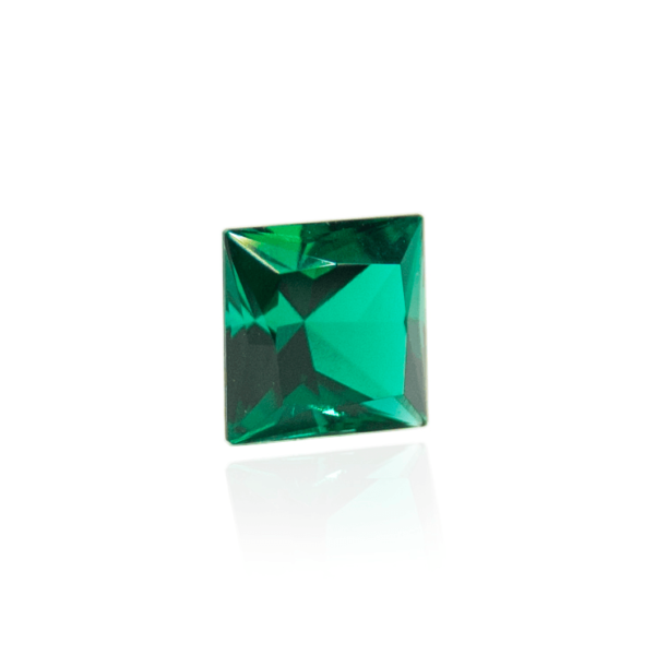 гидротермальный выращенный изумруд hydrothermal emerald замбийский изумруд огранка принцесса каре квадрат