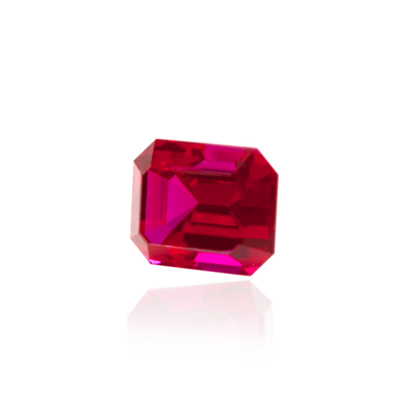 гидротермальный выращенный рубин ruby корунд октагон ступенчатая огранка