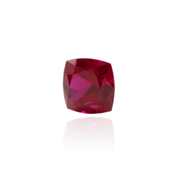 гидротермальный выращенный рубин голубиная кровь dark ruby корунд огранка кушон