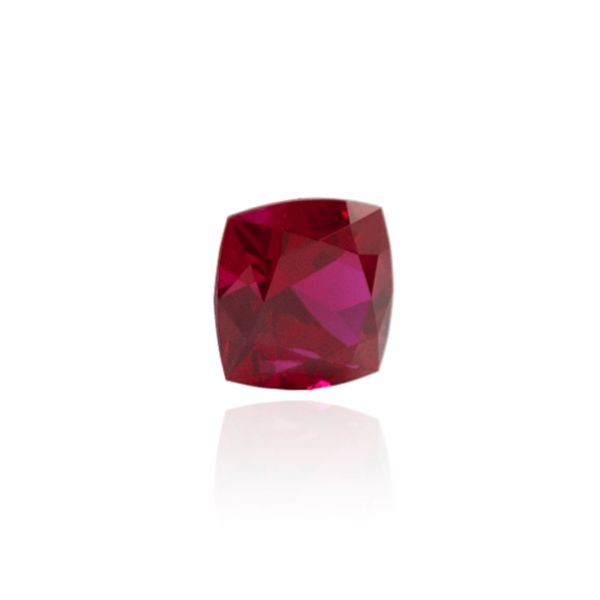 гидротермальный выращенный рубин голубиная кровь dark ruby корунд огранка кушон