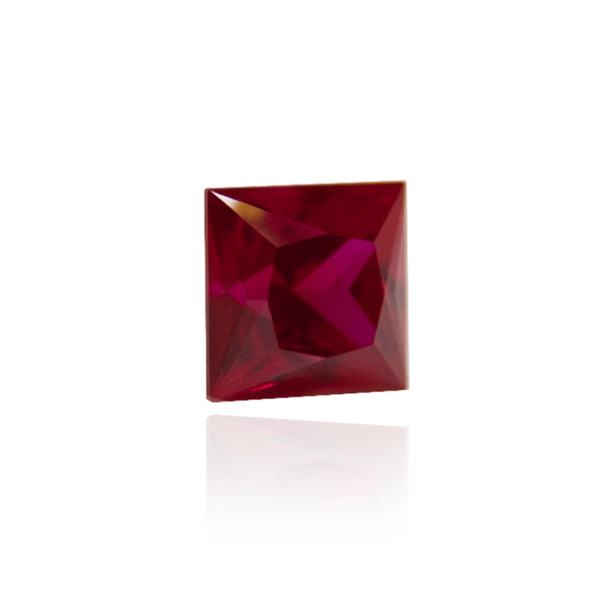 гидротермальный выращенный рубин голубиная кровь dark ruby корунд огранка принцесса каре