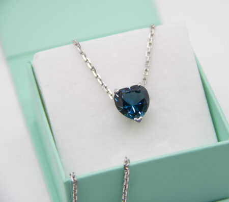 Подвеска серебряный кулон сердечко с топазом (london blue)